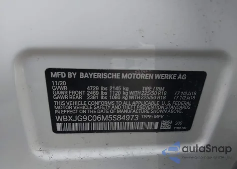 2021 BMW X1 xDrive28I z USA, uszkodzony, nr VIN WBXJG9C06M5S84973